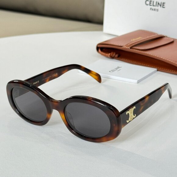 Celine Triomphe Tortoise Oval Sunglasses - Picture 1 of 6